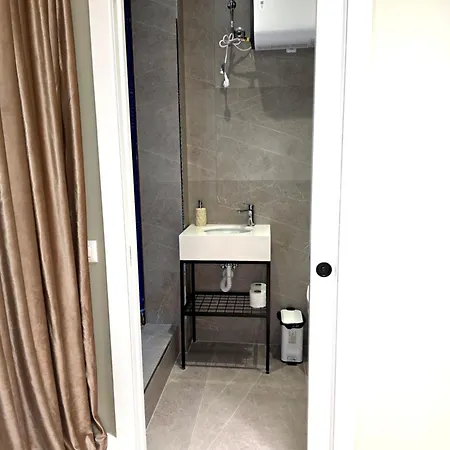Blloku Living Apartmán *