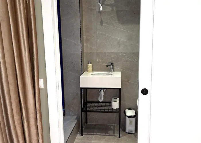 Blloku Living شقة *