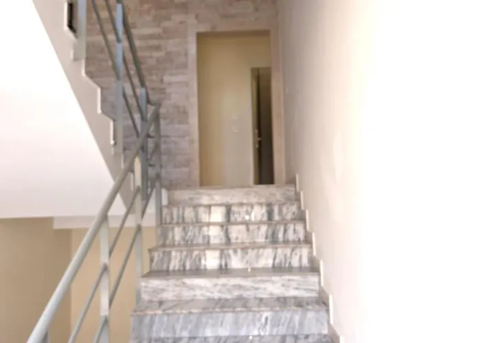 Blloku Living * Тирана